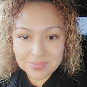 Meet your Posher, Alejandra